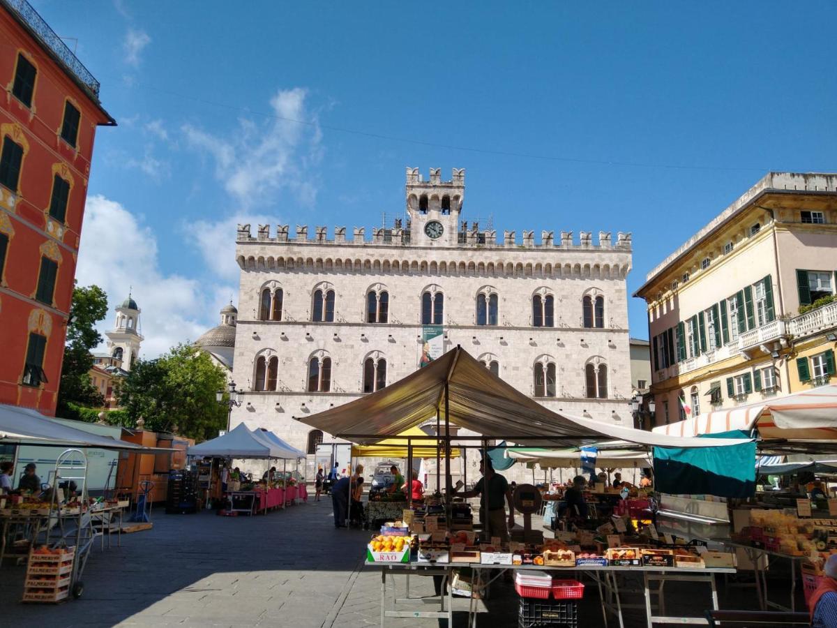 Vista Sul Carruggio, Centro Storico Di Chiavari Exterior foto